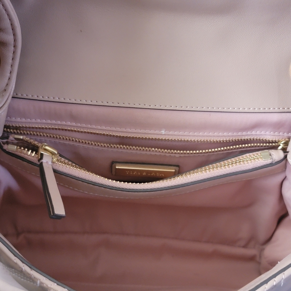 Tory Burch Fleming Soft Convertible Shoulder Bag in pink moon - Picture 6 of 16